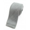 Cravate tricot gris clair