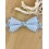 Nœud papillon bleu sur base fleurs 