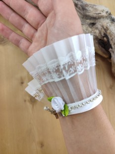 Bracelet dentelle et strass - Personnalisable