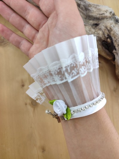 Bracelet dentelle et strass - Personnalisable