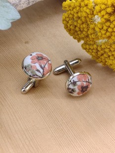 Boutons de manchettes à fleurs orange brûlée