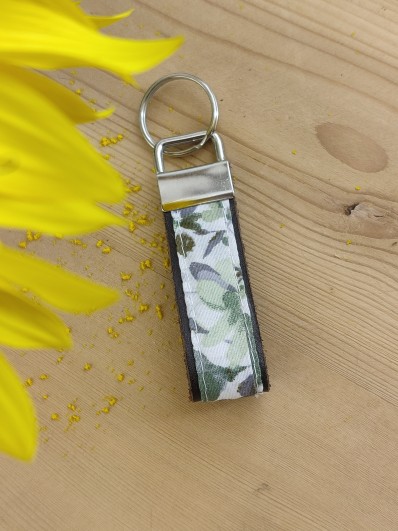Porte clés cuir et tissu fleuri vert
