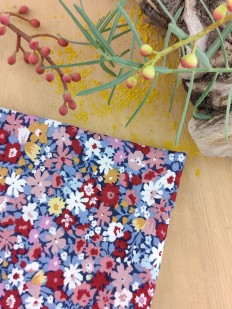 Pochette costume bordeaux à fleurs