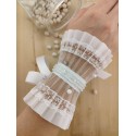 Bracelet manchette large dentelle avec perles et strass