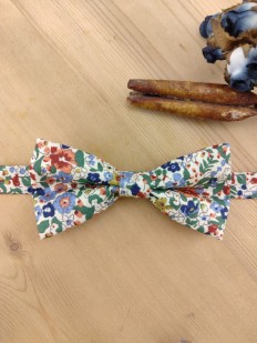 Noeud papillon double fleuri bleu, terracotta et vert