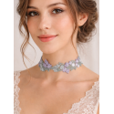 Collier lavande en guipure florale