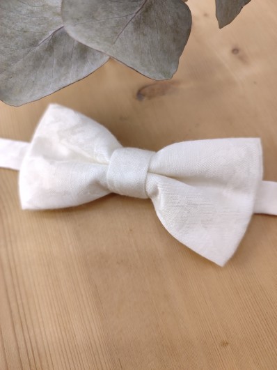 Noeud papillon double ivoire façonné pour enfant