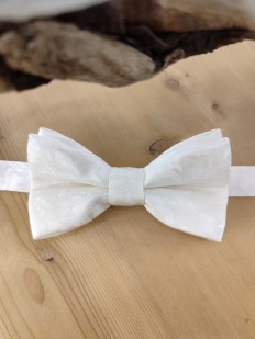 Noeud papillon double ivoire façonné