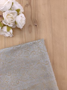 Pochette de costume or et bleu clair