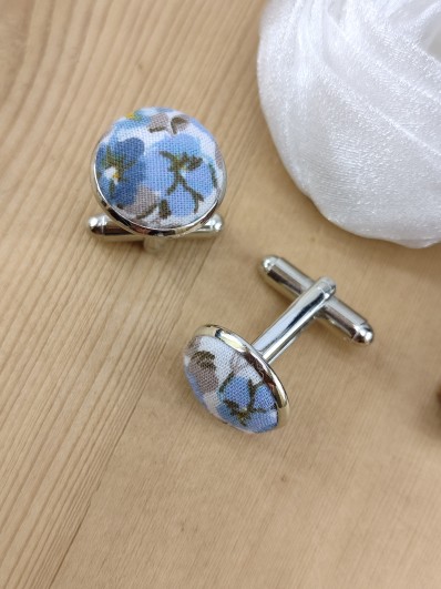 Boutons de manchettes à fleurs bleues