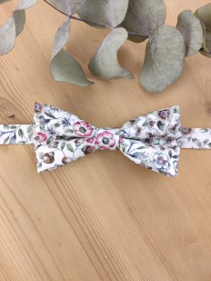 Noeud papillon enfant rose au feuillage vert sauge