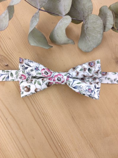 Noeud papillon enfant rose au feuillage vert sauge