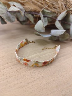Bracelet Liberty vert sauge personnalisable – trèfle porte-bonheur argenté