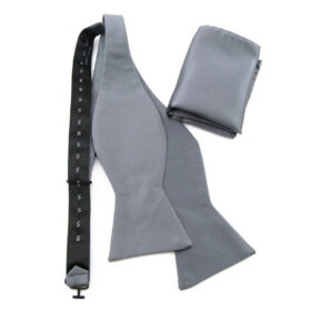 Noeud papillon gris avec pochette assortie
