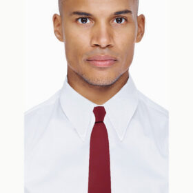 Cravate slim rouge sombre