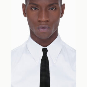 Cravate noire et lurex