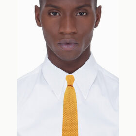 Cravate tricot jaune