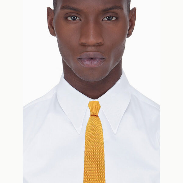 Cravate tricot jaune