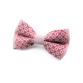 Noeud papillon rose à motifs