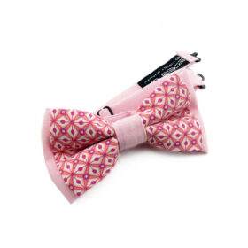 Noeud papillon rose à motifs