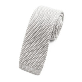 Cravate tricot blanche