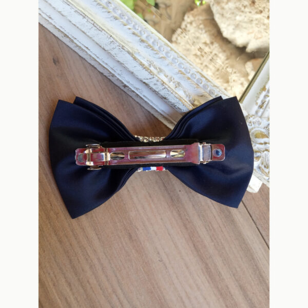 Barrette cheveux bleue avec strass