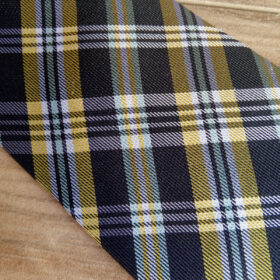 Cravate tartan bleu marine