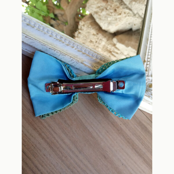 Barrette bleue style filet