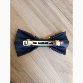 Barrette cheveux bleue à motifs