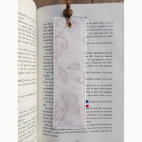 Marque pages brodé