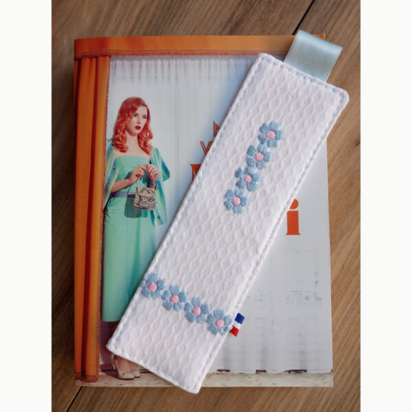 Marque pages avec broderie