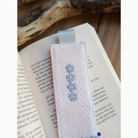 Marque pages avec broderie
