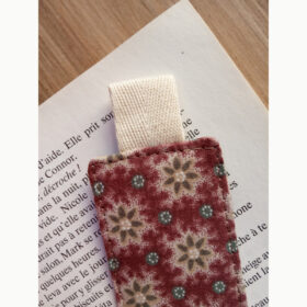 Marque-pages fleurs étoilées