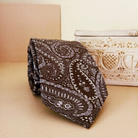 Cravate marron motif cachemire