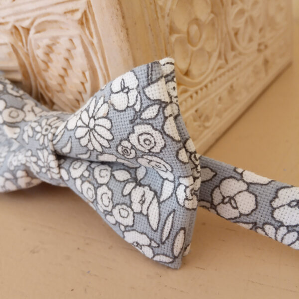 Nœud papillon vert de gris pour enfant