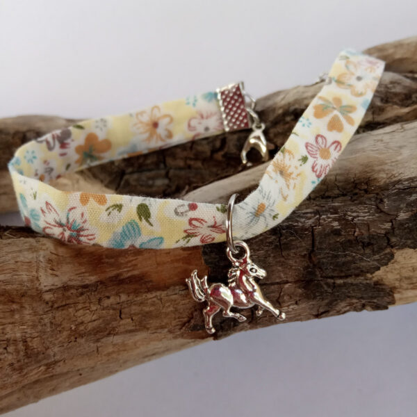 Bracelet liberty avec breloque cheval