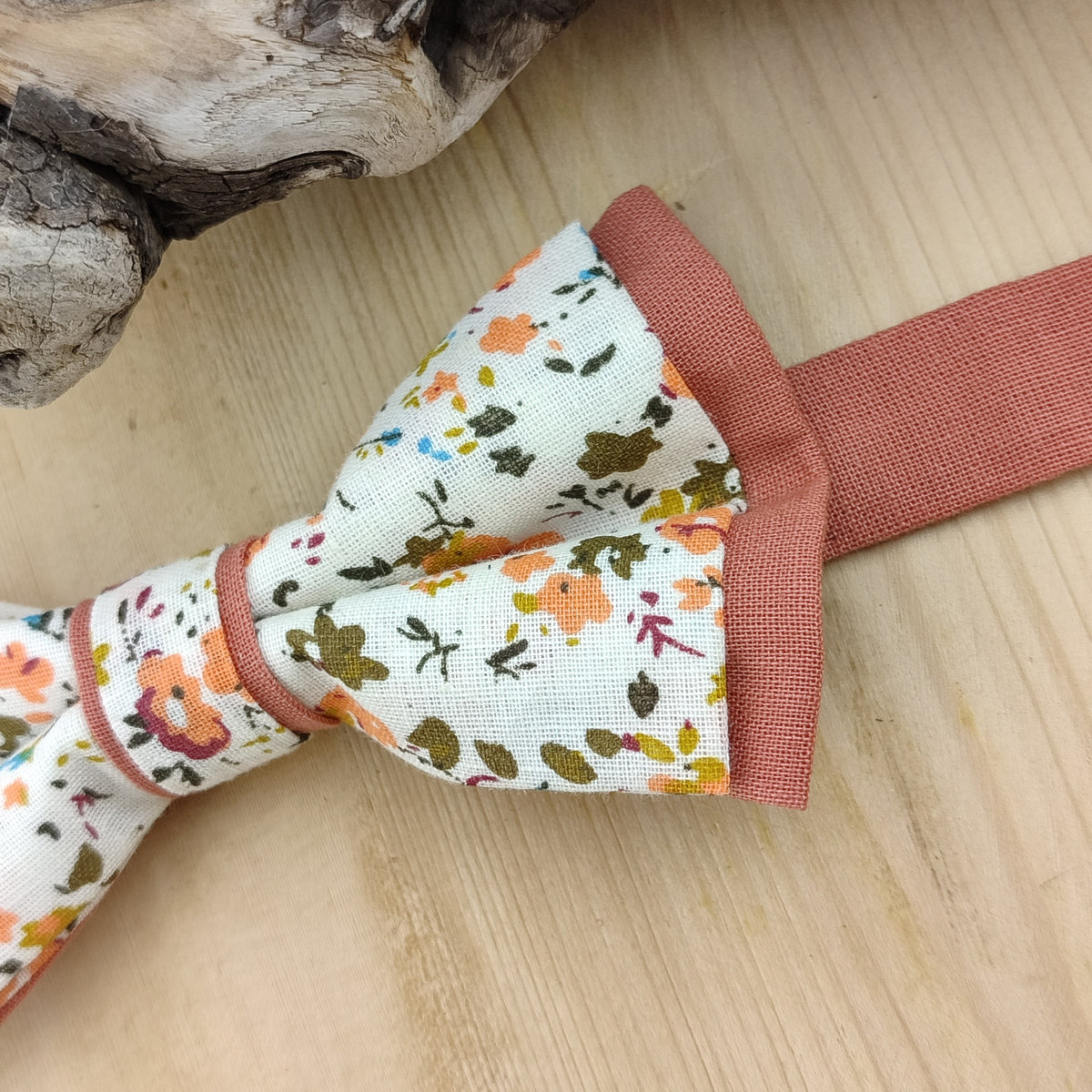 Noeud papillon Terracotta à fleurs Liberty