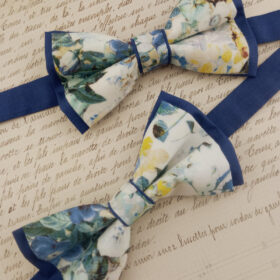 Noeud papillon à fleurs