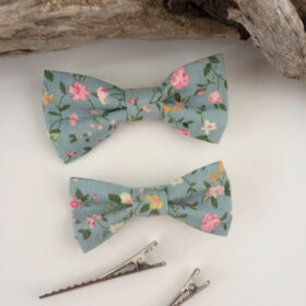 Barrette noeud papillon tissu Liberty bleu