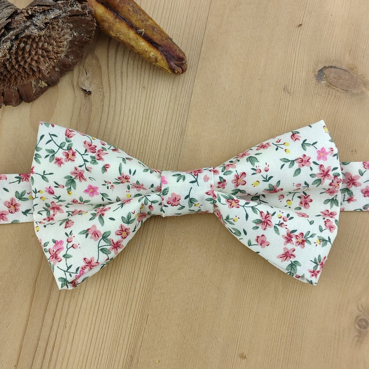 Noeud papillon fleurs Liberty rose
