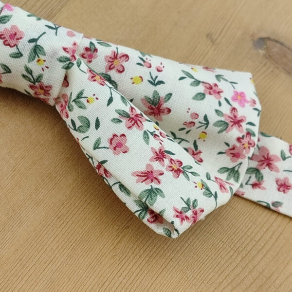 Noeud papillon fleurs Liberty rose