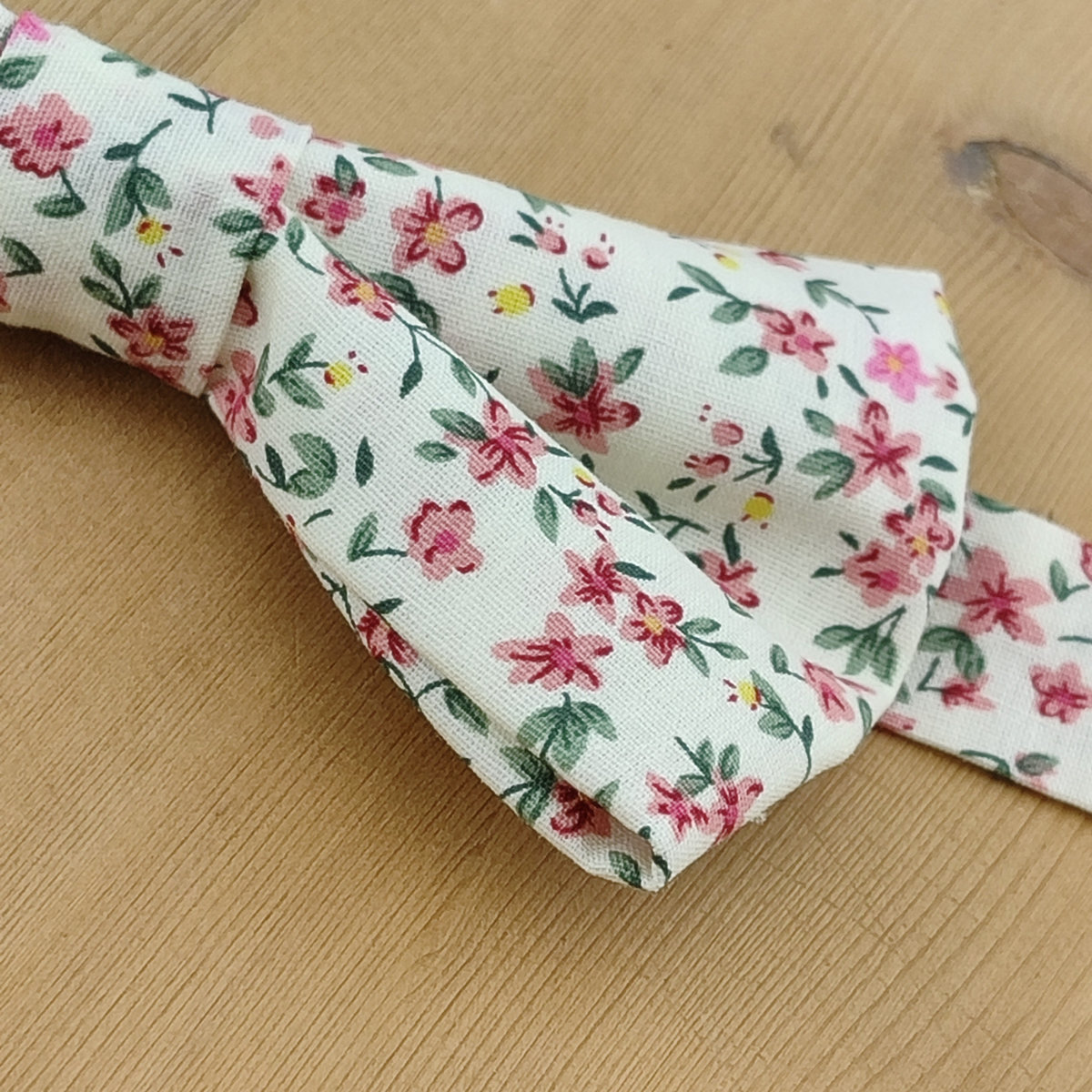 Noeud papillon fleurs Liberty rose