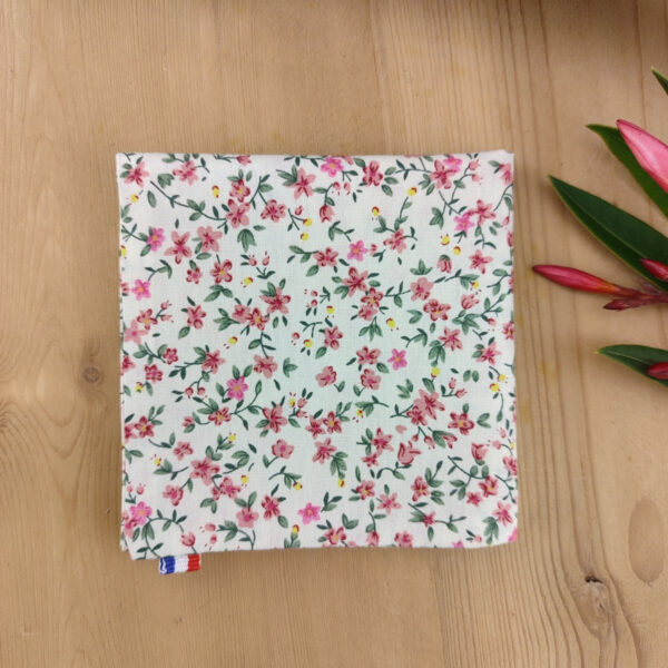 Pochette de costume fleurs Liberty rose