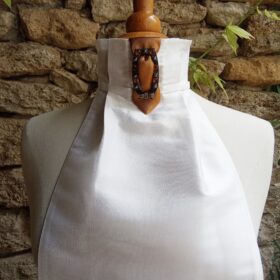 Lavallière avec boucle métal et strass