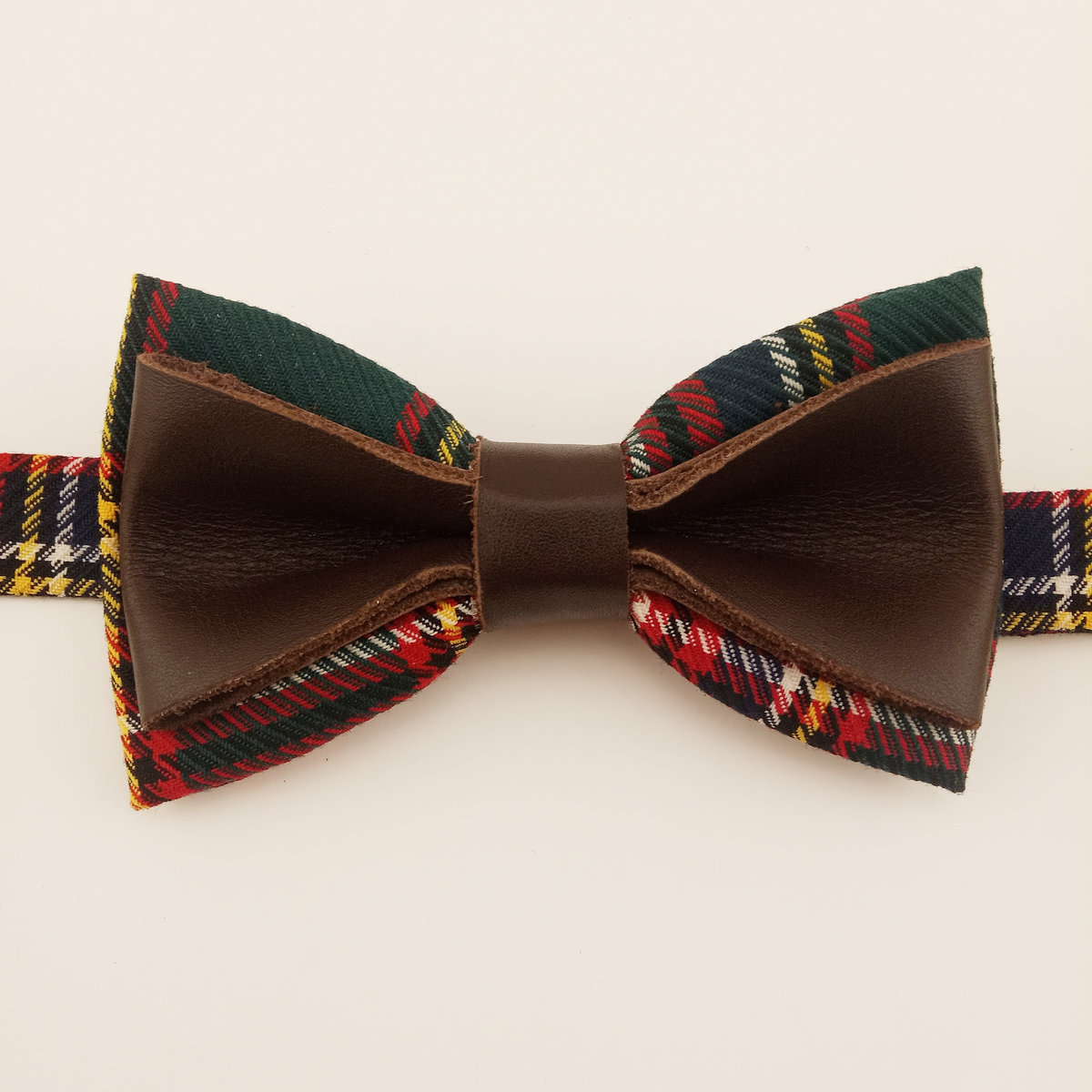 Noeud papillon cuir et Tartan