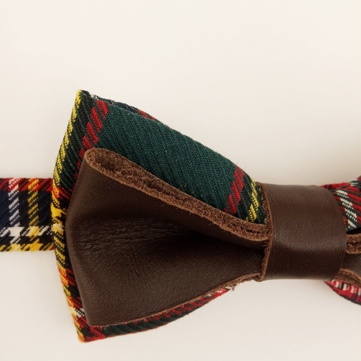 Noeud papillon cuir et Tartan