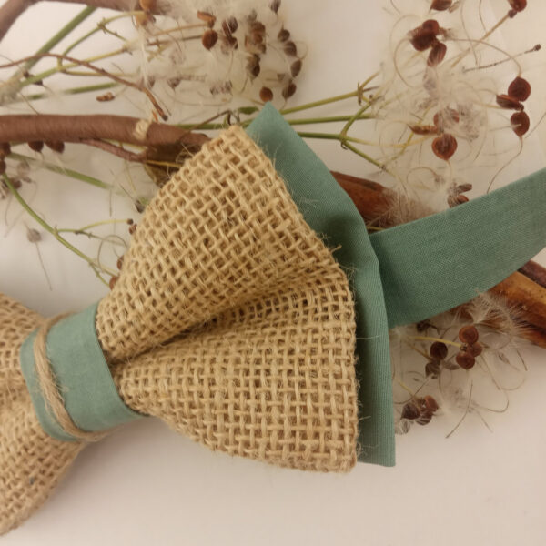 Noeud papillon vert sauge foncé et toile de jute