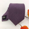 Cravate violette à motifs