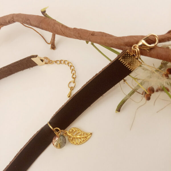Bracelet double en cuir et pendentif doré