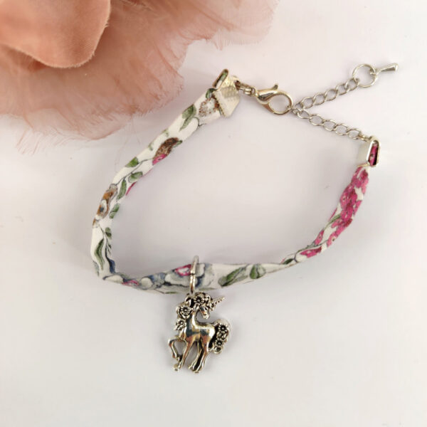 Bracelet licorne en tissu